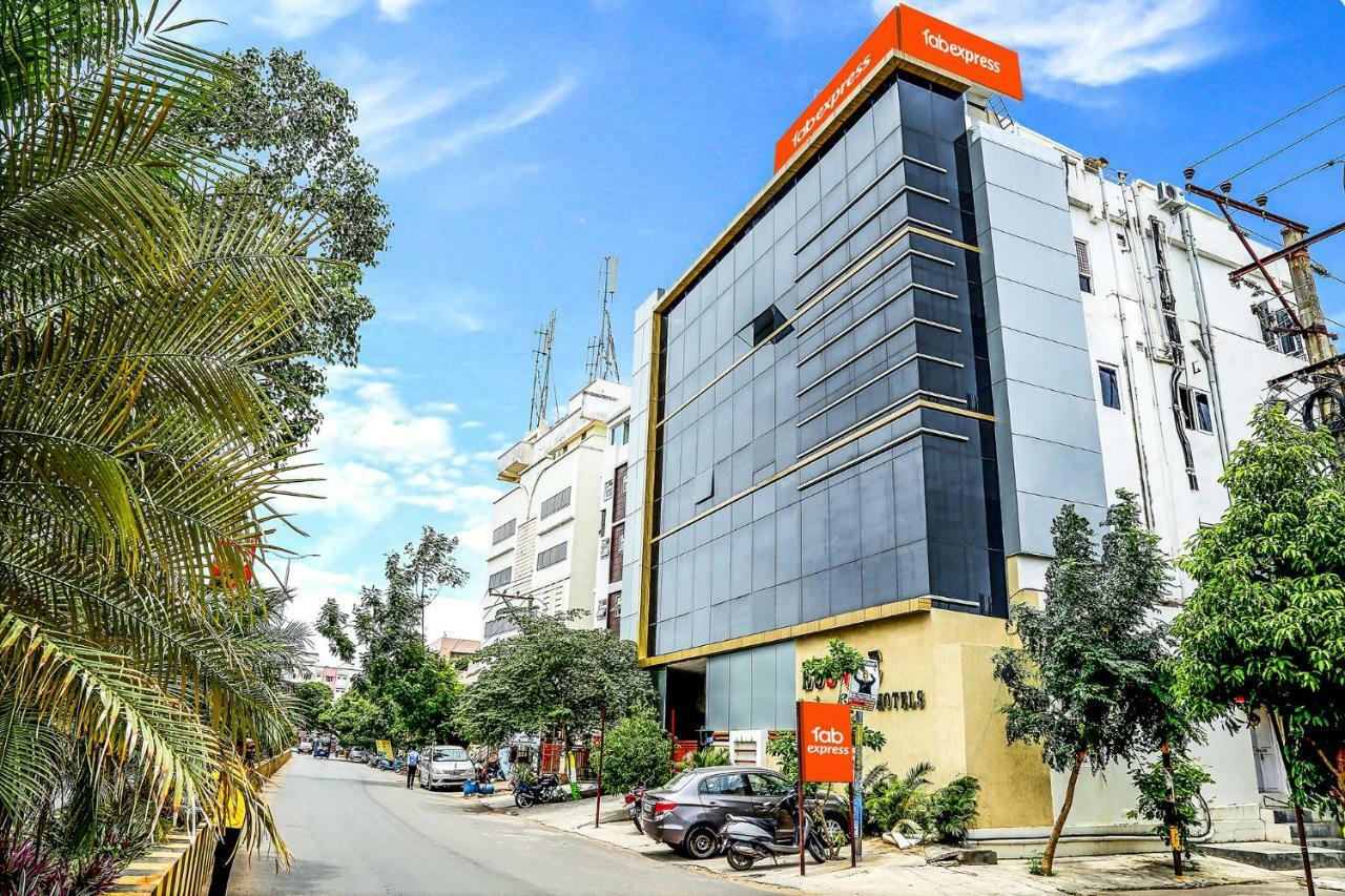 Fabexpress Essvee Mg Road Vijayawada Hotel Екстериор снимка